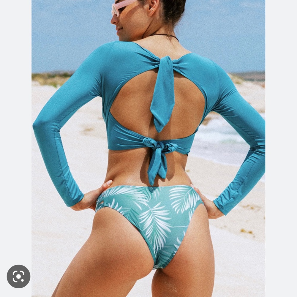 Cupshe NWT turquoise longe sleeve swim bikini